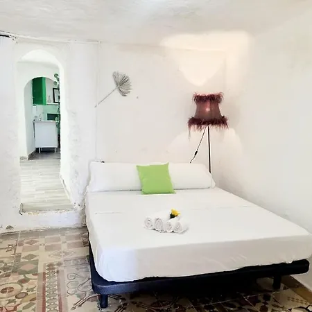Apartment La Cueva Valencia *