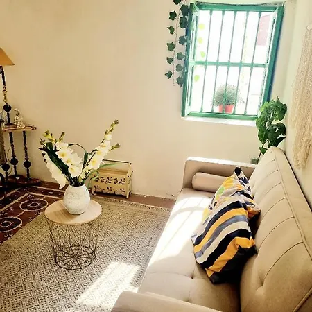 La Cueva Valencia Apartment *